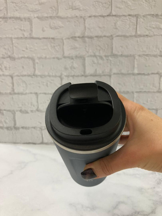 عکس نمای بالای تراول ماگ کافی مشکی