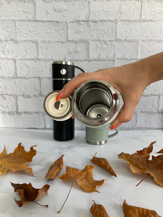 فلاسک لیوان دار