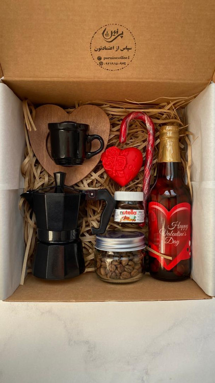 باکس هدیه ولنتاین با طراحی شیک و عاشقانه - هدیهای خاص برای روز عشق