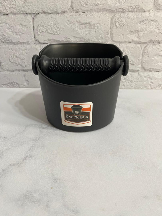 لوازم جانبی قهوه: ناک باکس کوچک برای جمعآوری تفاله اسپرسو در خانه یا کافه