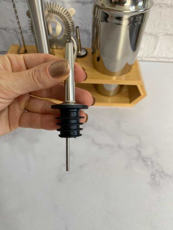 نمای نزدیک شات ریز یا سر سیروپ ست 10 تکه بار سرد