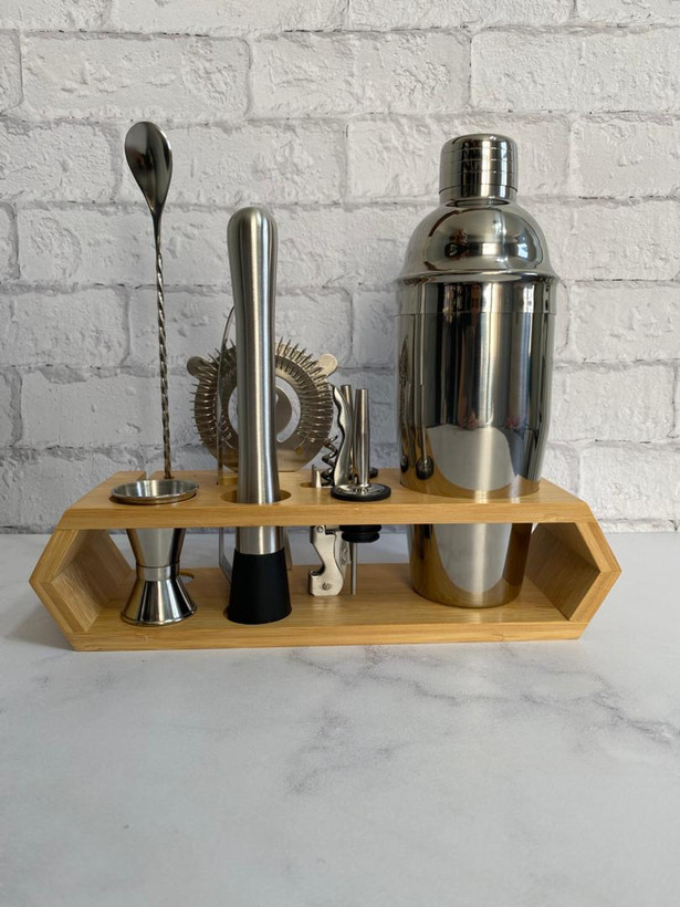 نمای کلی از ست بار سرد 10 تکه با استند چوبی