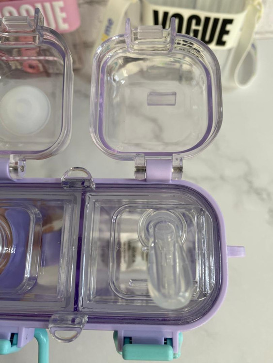 قمقمه شیک دخترانه و پسرانه با طرح VOGUE