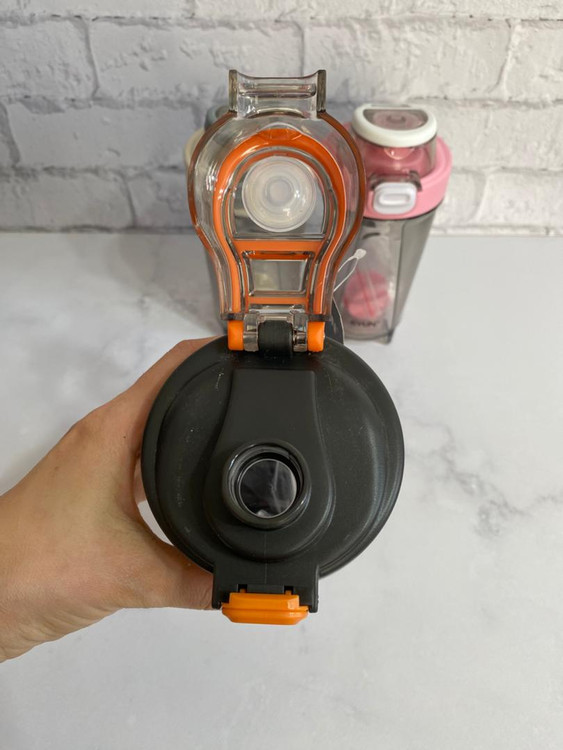 بطری ورزشی EYUN با حجم مناسب و کیفیت بالا