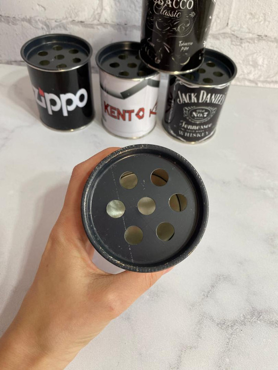 زیرسیگاری فلزی ساده و شیک