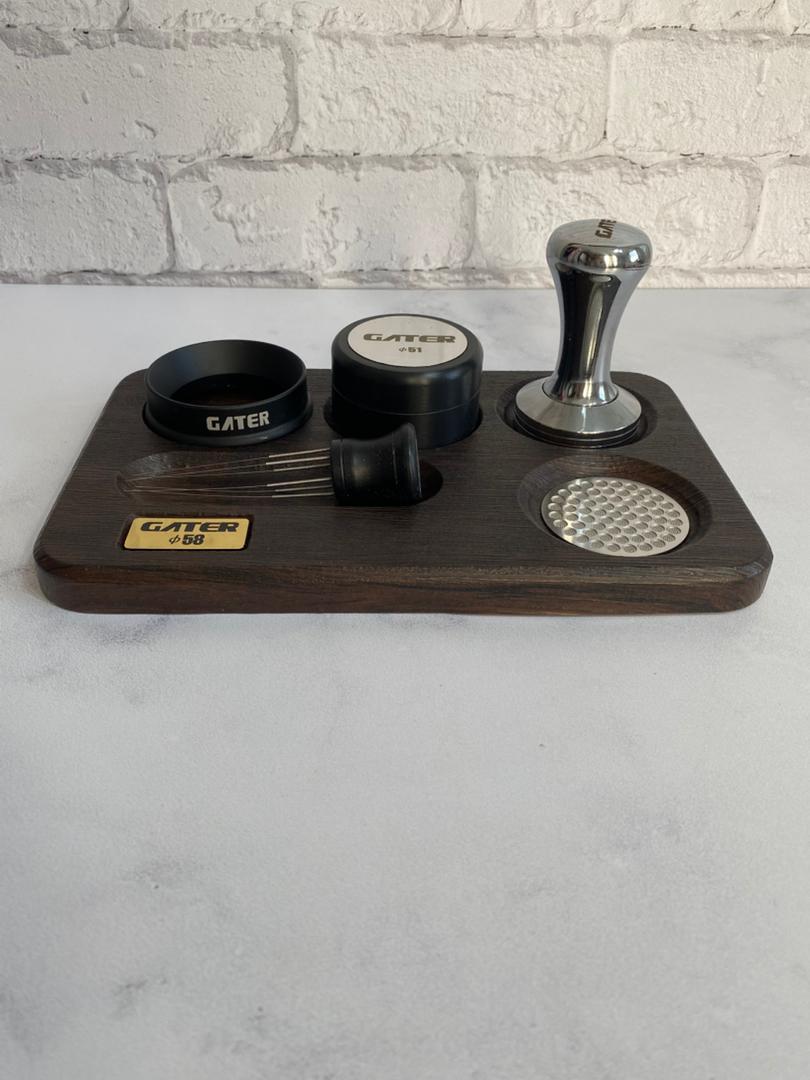 استند چوبی تخت از برند گتر