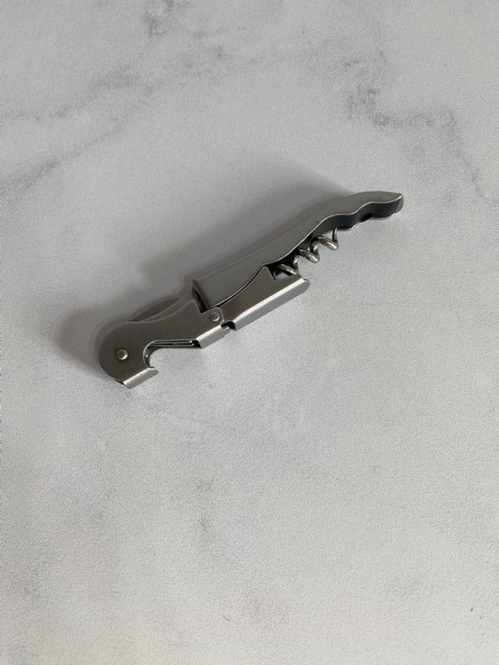 در باز کن شراب