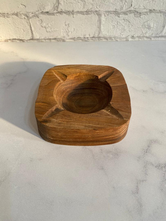 خرید زیر سیگاری برای کافه