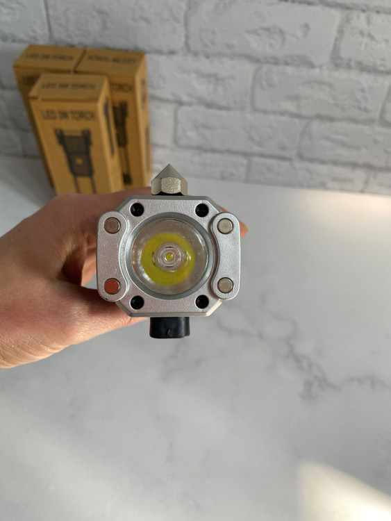 چراغ قوه شارژی